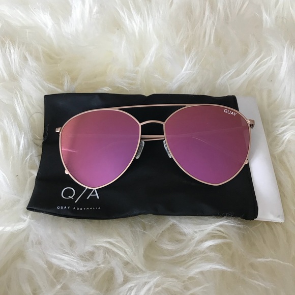 Quay Australia Accessories - Mirrored Aviator Sunglasses 🕶